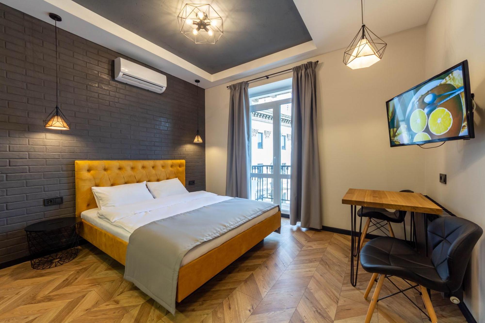 Self Check-In Apartments Kyiv Exterior foto