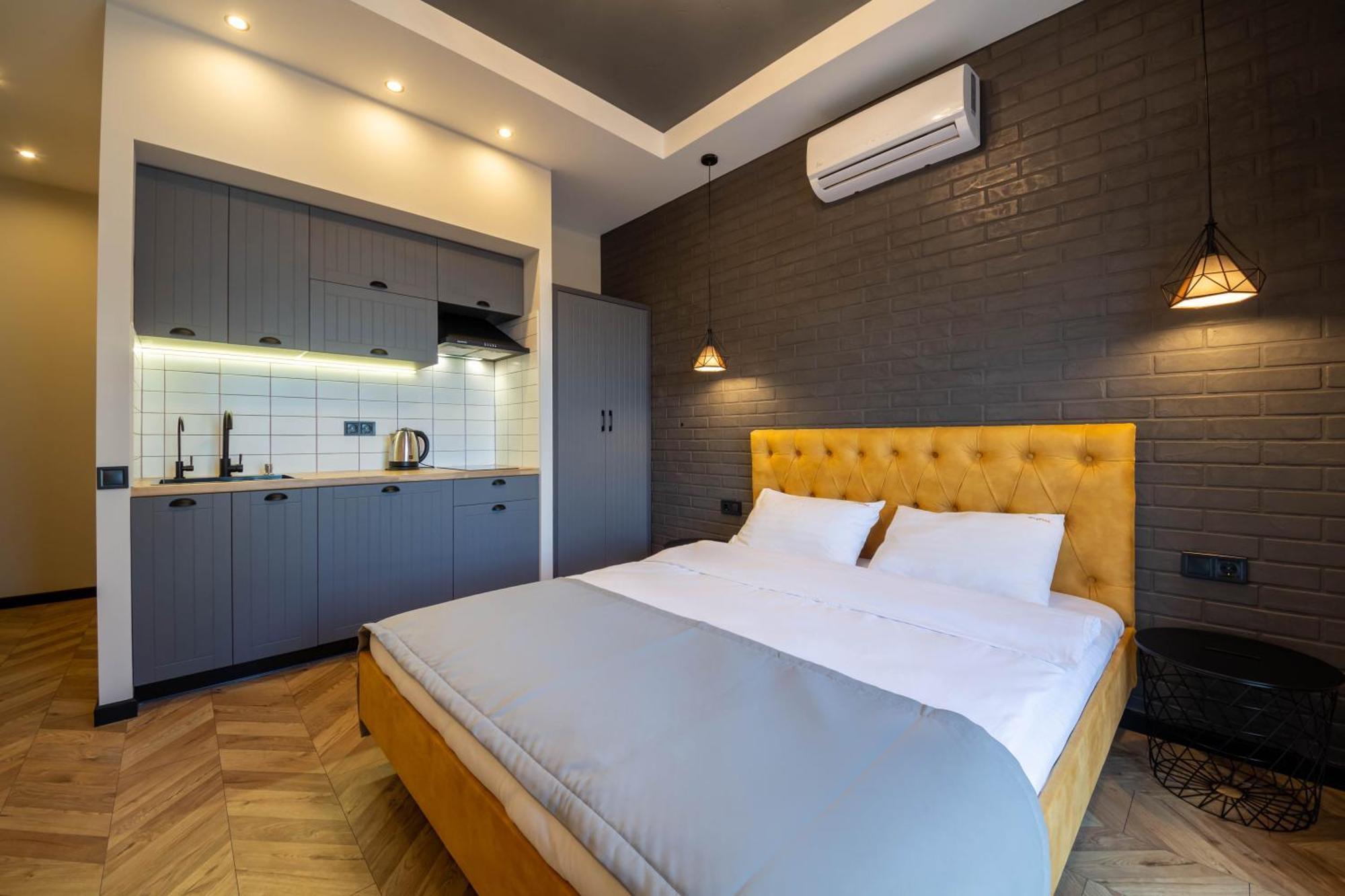 Self Check-In Apartments Kyiv Exterior foto