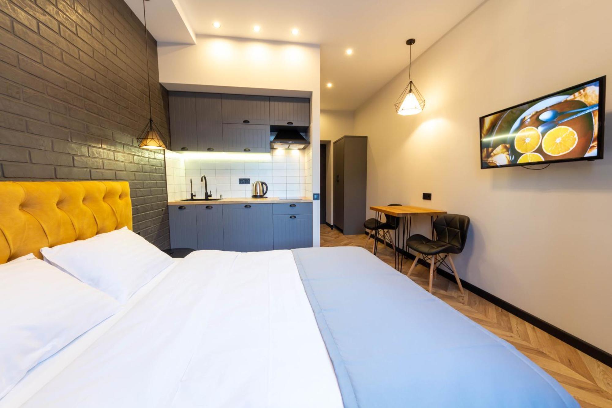 Self Check-In Apartments Kyiv Exterior foto