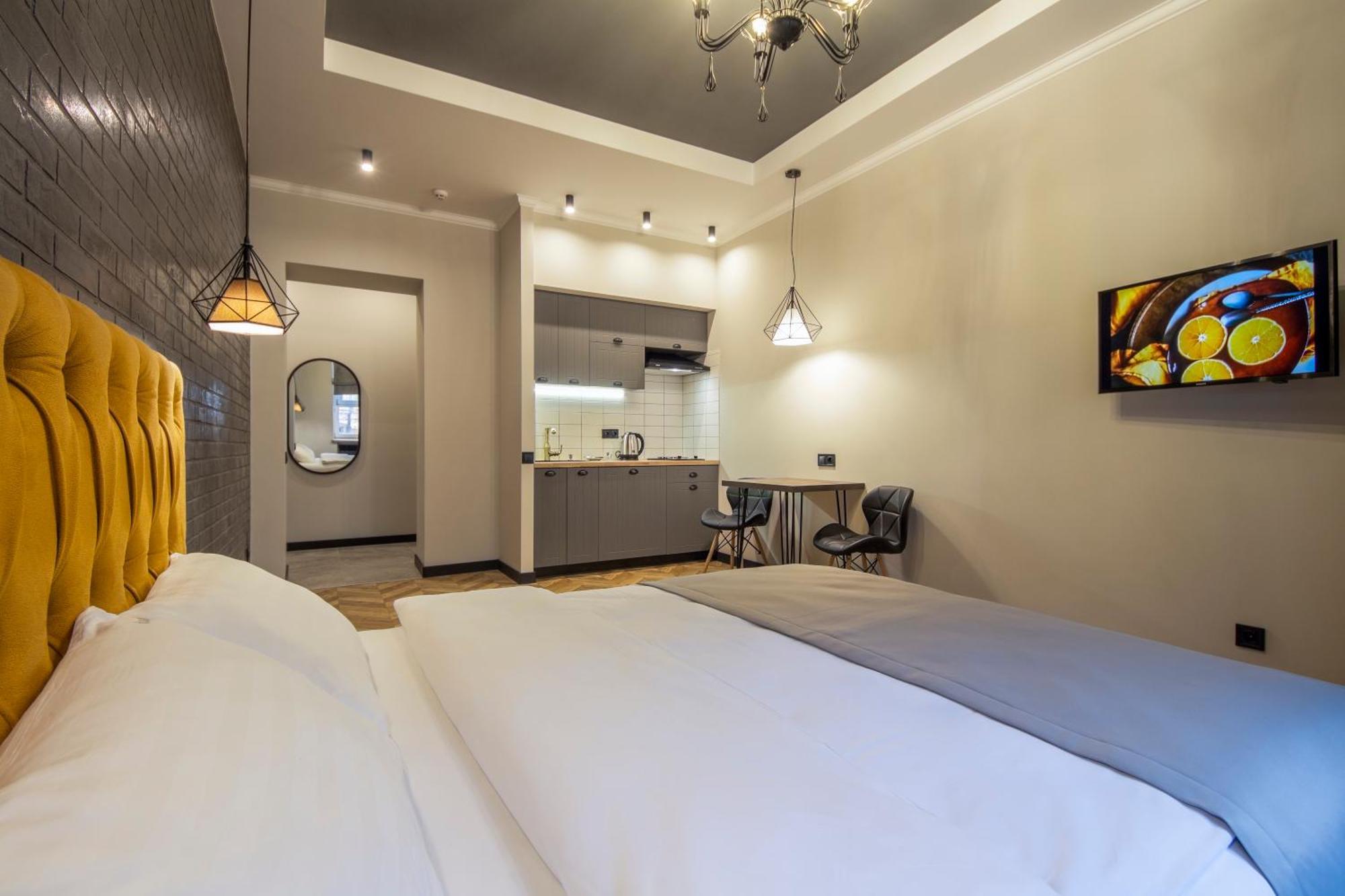 Self Check-In Apartments Kyiv Exterior foto