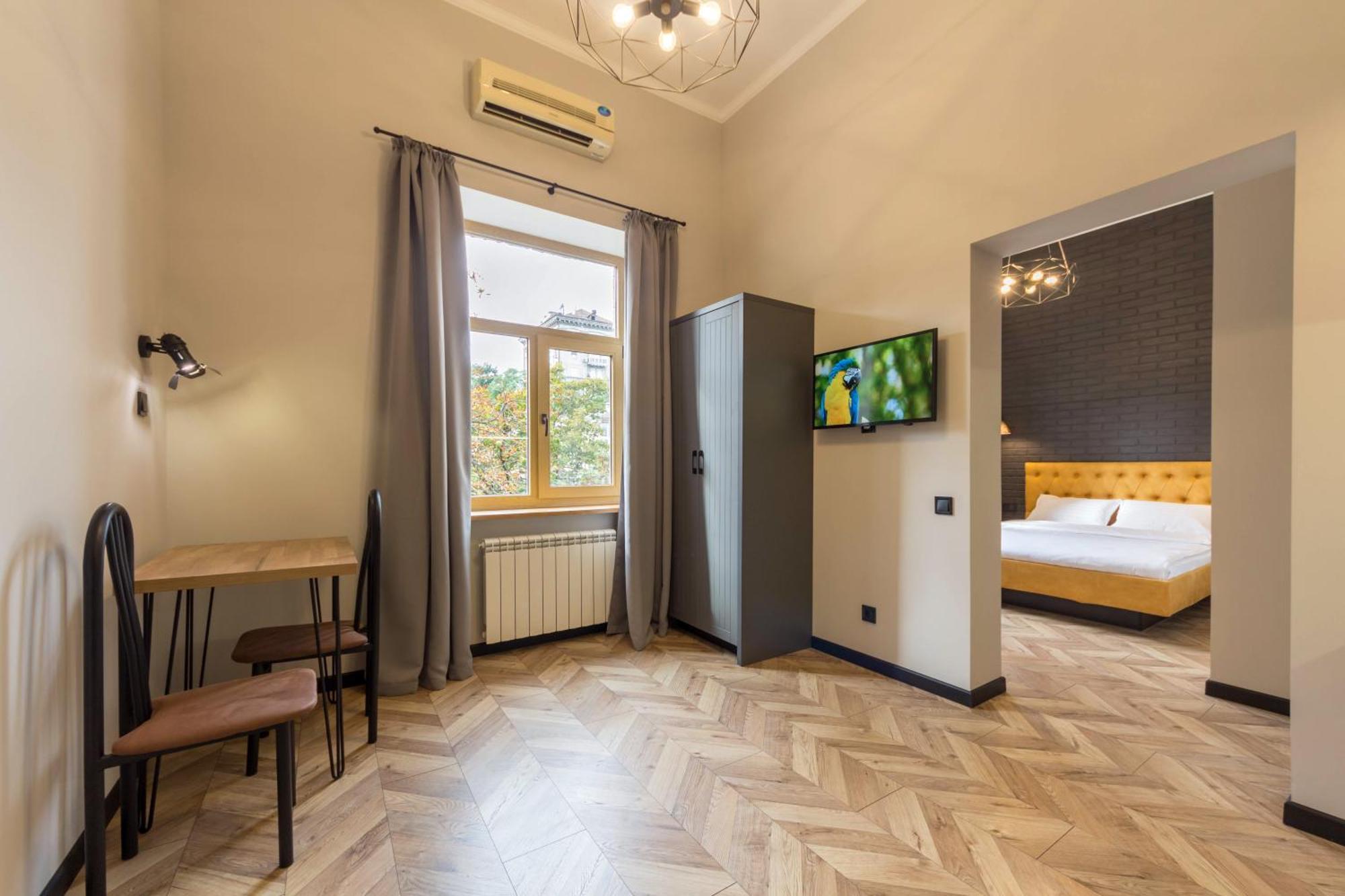 Self Check-In Apartments Kyiv Exterior foto