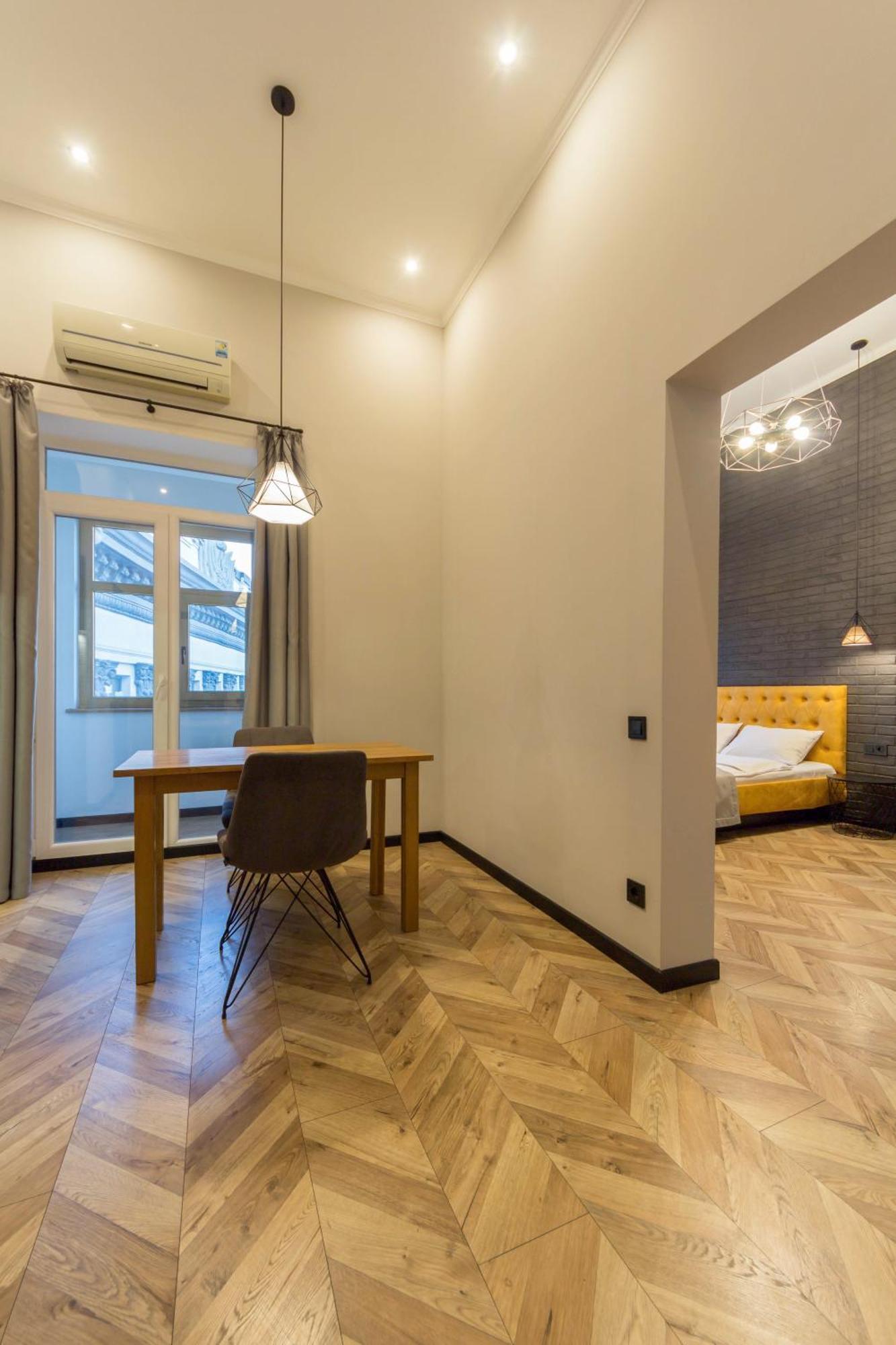 Self Check-In Apartments Kyiv Exterior foto